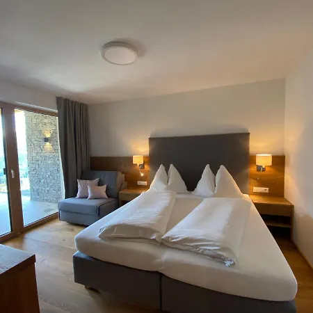 Josef Am Untersuessgut Daire Eben Im Pongau